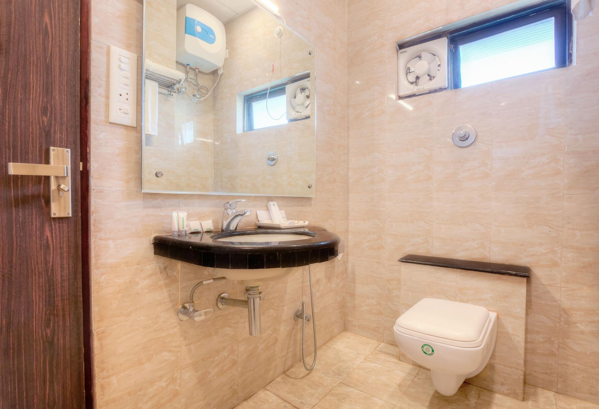 Treebo Shivam Inn Near Singapore Mall 러크나우 외부 사진